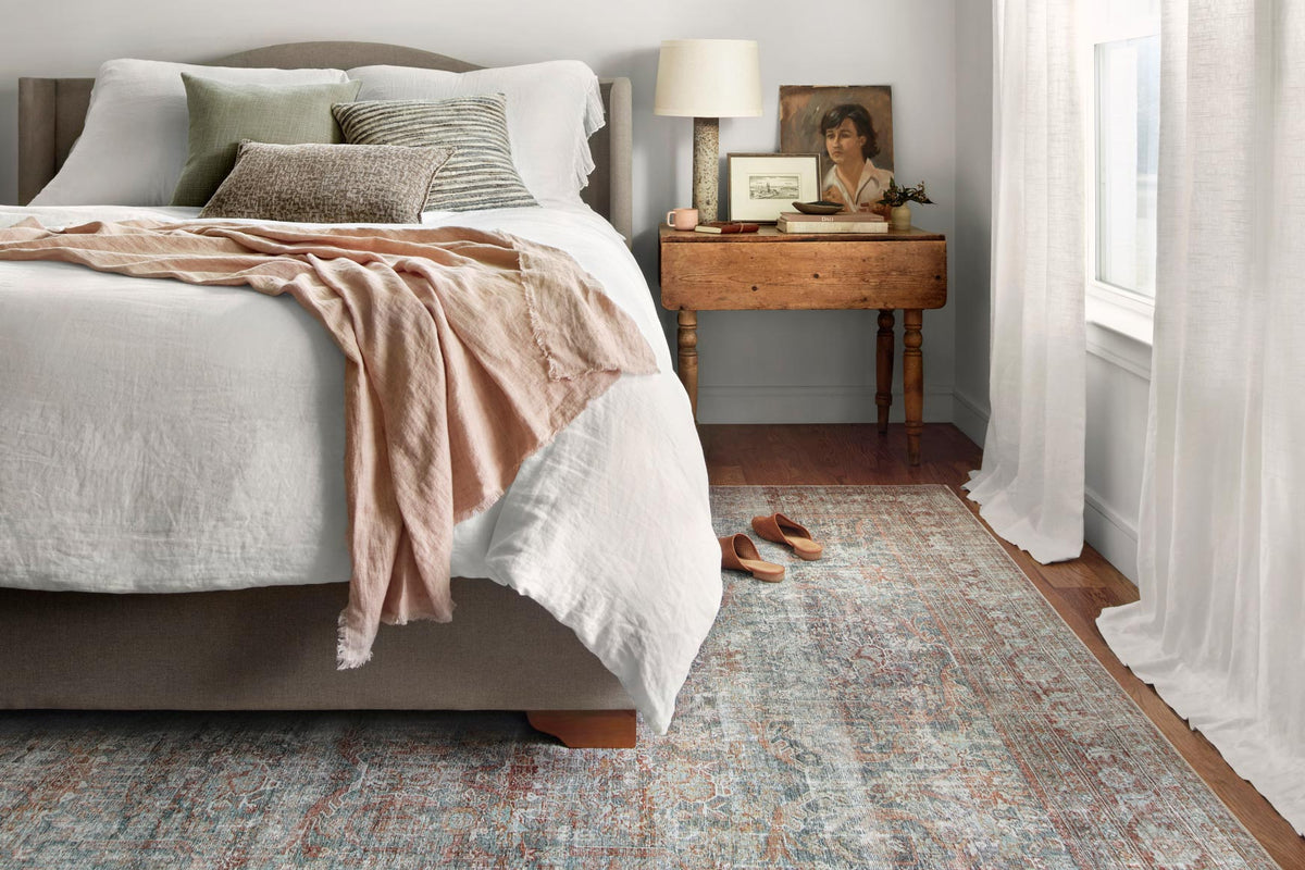 JUL-05 CJ LAGOON / BRICK | Loloi Rugs