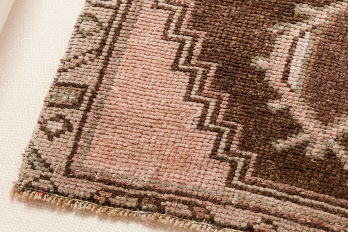 0351180002 VINTAGE TURKISH RUG | Loloi Rugs