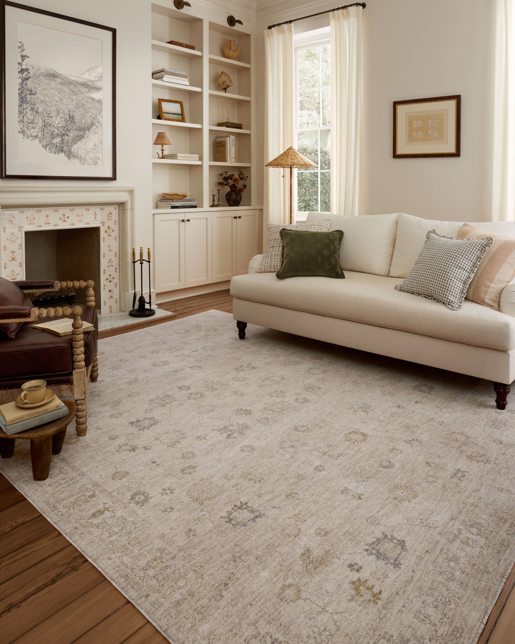 LOI-01 CJ OATMEAL / STONE & Loloi Rugs