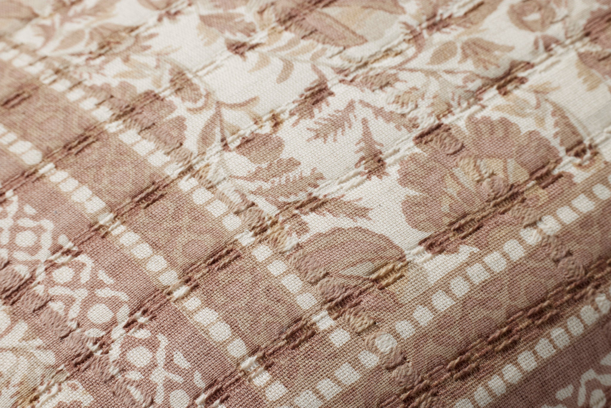 PLL0117 BLUSH / IVORY & Loloi Rugs