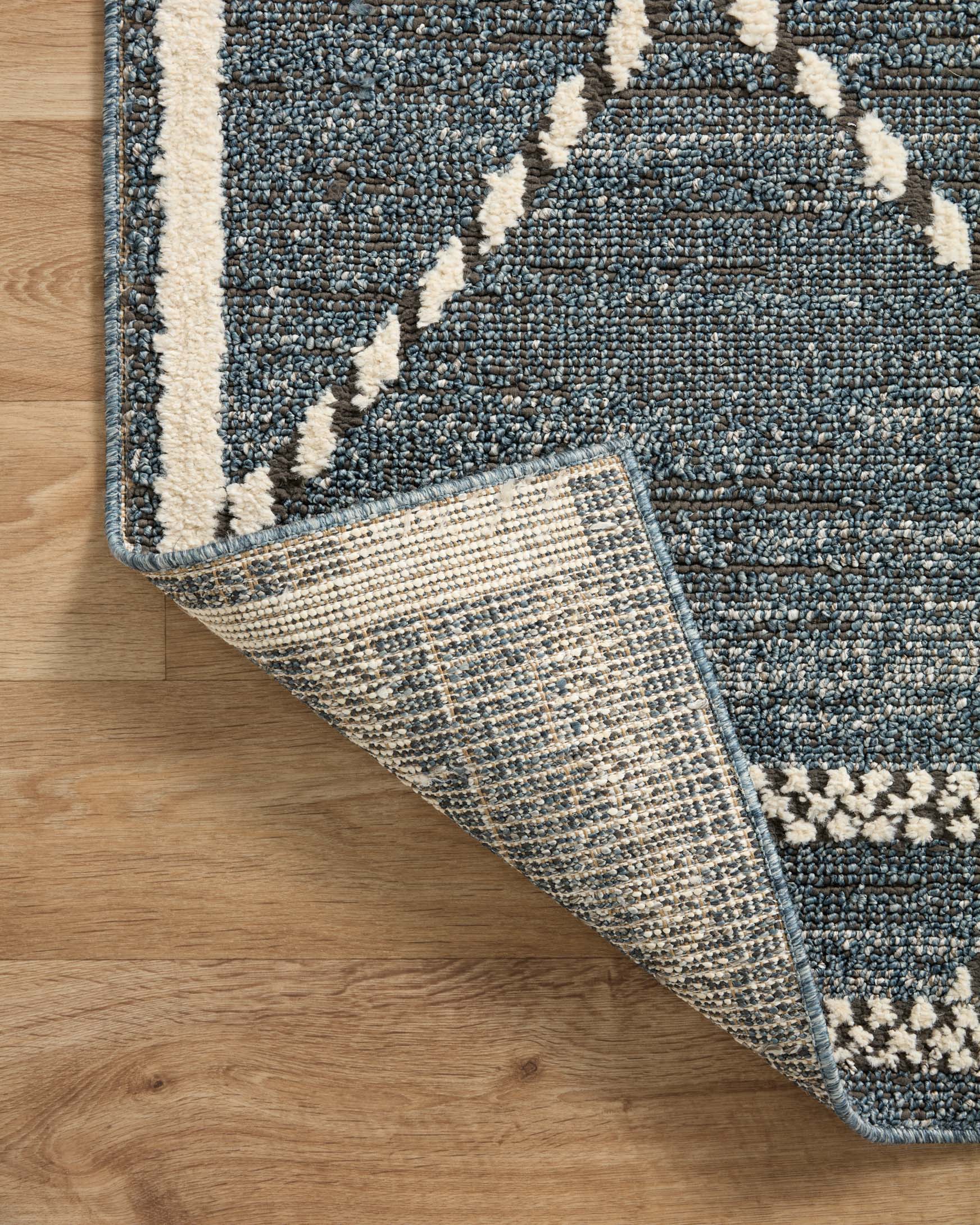 FAB-01 DENIM / CHARCOAL & Loloi Rugs