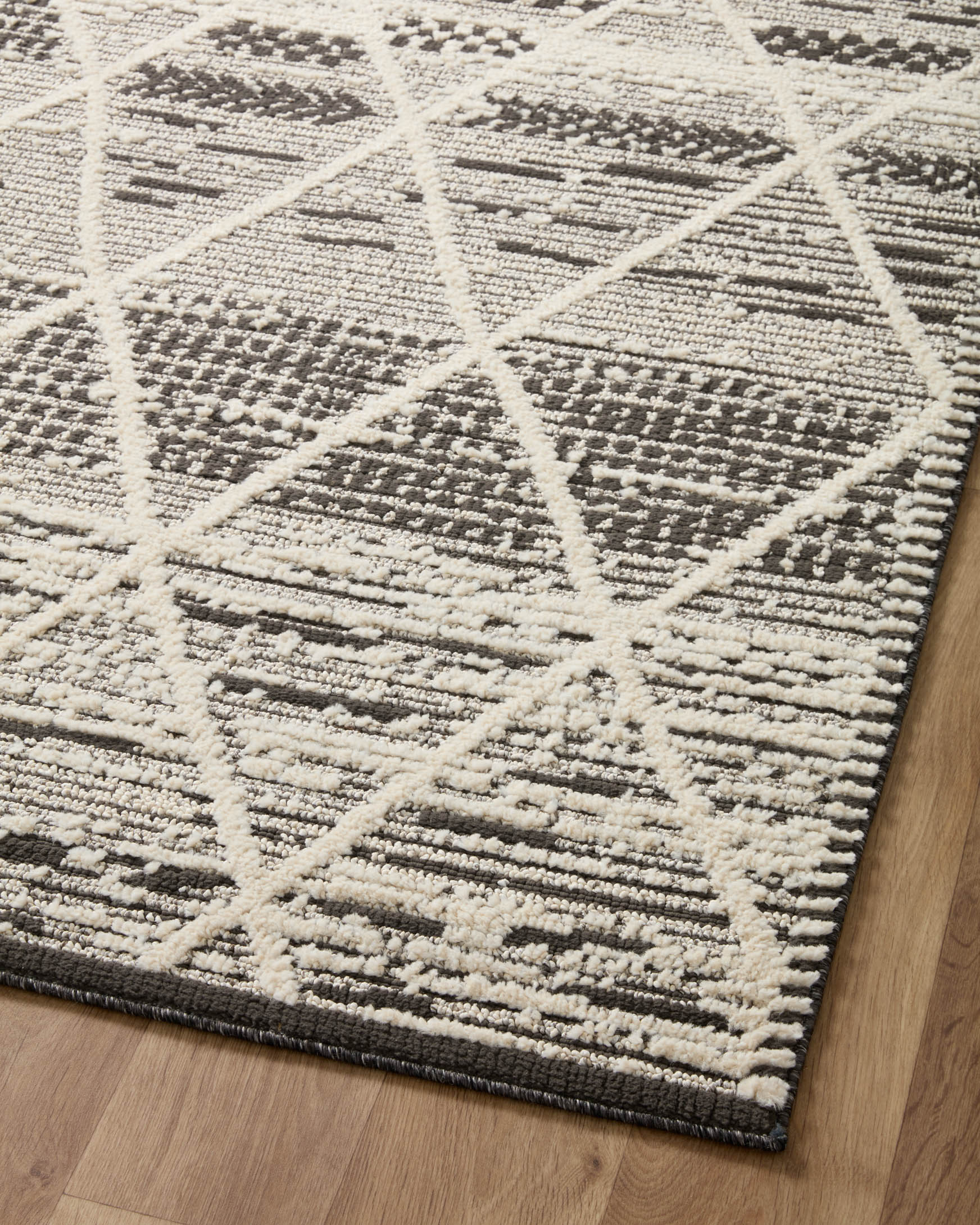 FAB-03 CHARCOAL / IVORY & Loloi Rugs