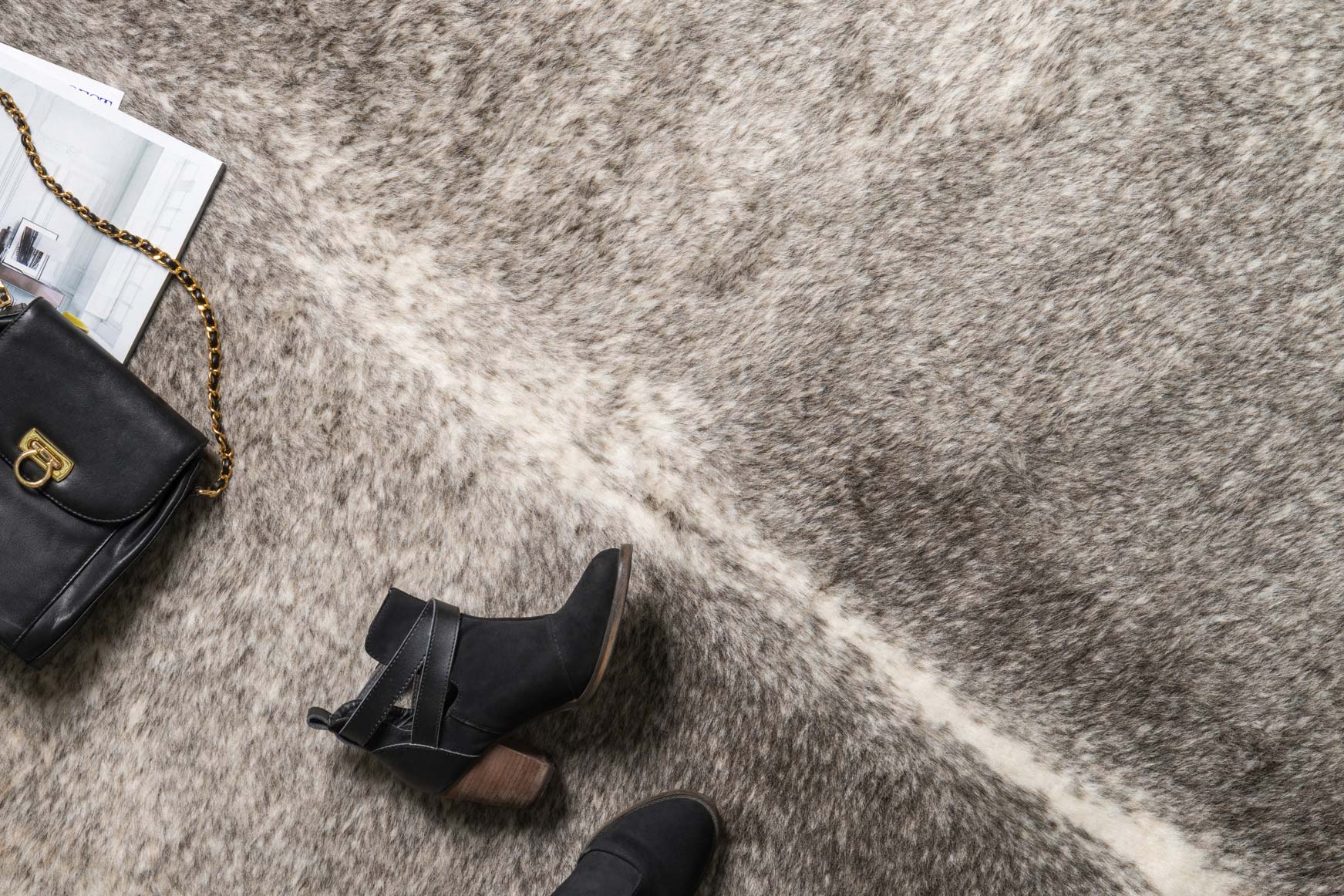 GC-11 GREY / IVORY & Loloi Rugs