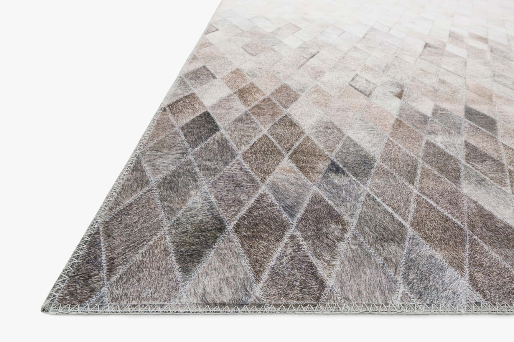 MAD-07 LT GREY / IVORY & Loloi Rugs